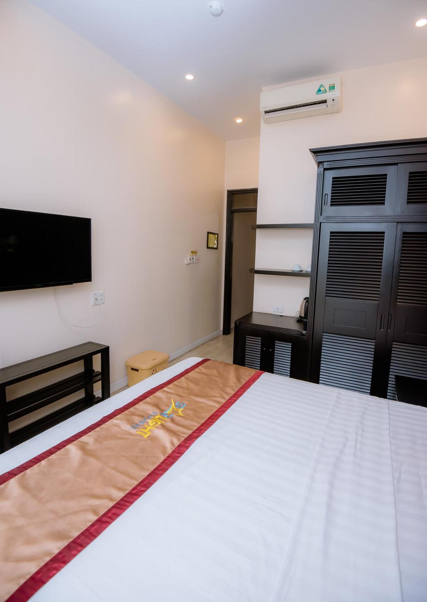 Halong Starlight Inn & Travel Халонг Екстер'єр фото